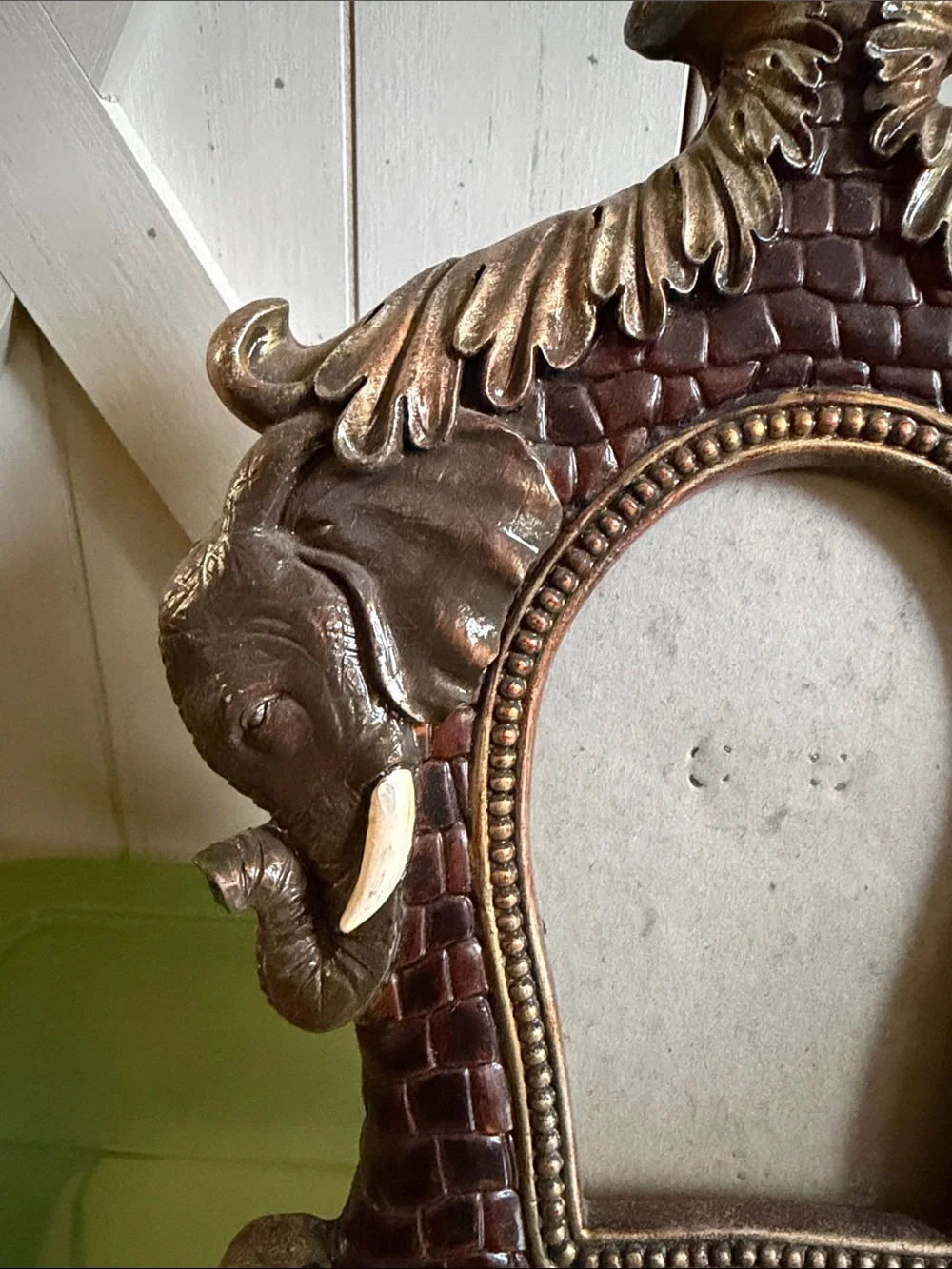 Antique-Style Elephant Motif Resin Photo Frame in Brown and Gold